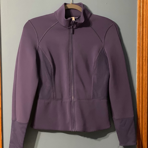 Lululemon jacket - Picture 1 of 7